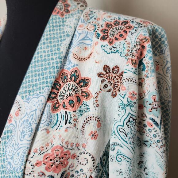 Chico's Women's Multi-Color Paisley Open Front Blazer Jacket Size 1 (Medium) - Picture 6 of 12